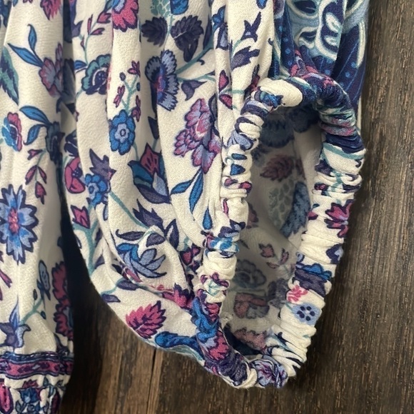 JOIE Floral Cropped Top - Picture 5 of 6